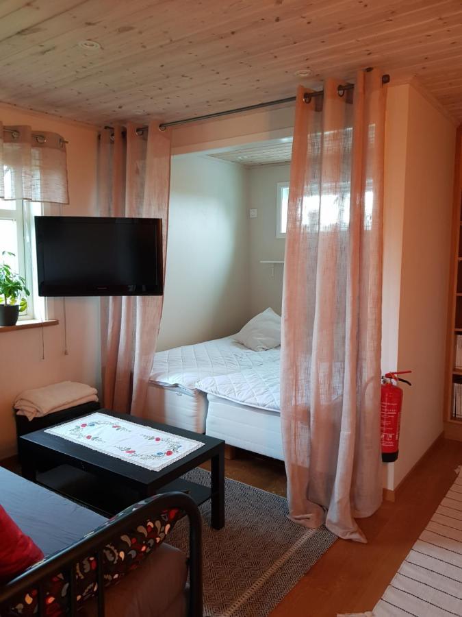 Stuga I Gamla-Koepstad Traslovslage ภายนอก รูปภาพ